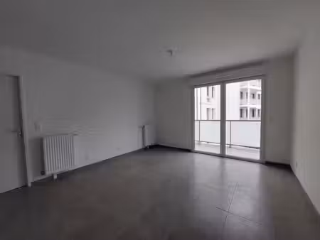 location appartement 2 pièces 42m² rouen 76000