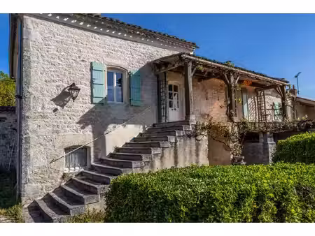 maison de campagne avec deuxième maison à rénover