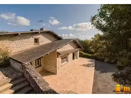 vente maison 9 pièces 215 m² à etampes (91150)  365 000 €