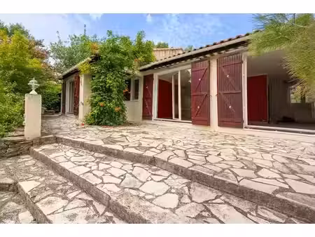 vente maison 5 pièces 120 m² à calas (13480)  600 000 €