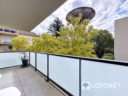appartement champagne au mont d or 3 pièce(s) 66.39 m2