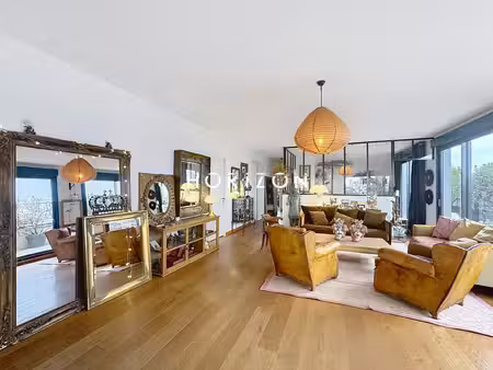 appartement en attique - grande terrasse