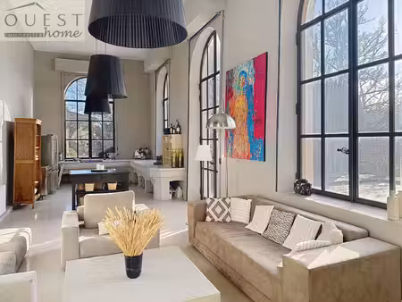 superbe demeure bourgeoise du xixe s sans vis-à-vis surplombant la commune de...