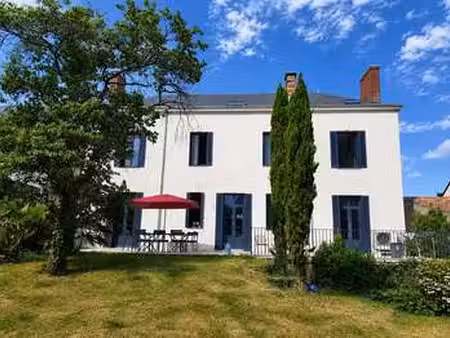 vente demeure d'exception à legé (44650) : à vendre / 348m² legé