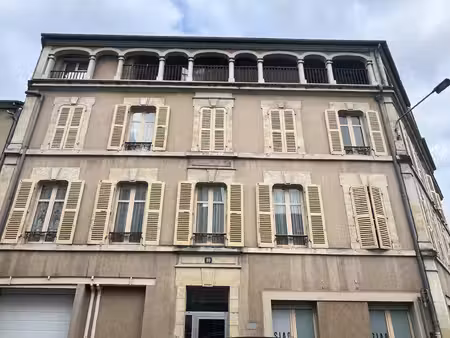 nevers appartementce type t3  proche de la gare et du centre ville.