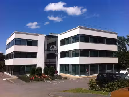 location bureaux carquefou 44470 314m²
