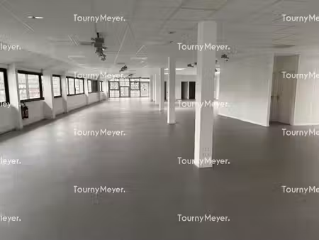 location bureaux mérignac 33700 450m² à 900m²