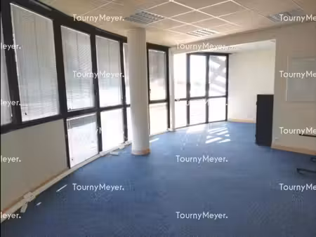 location bureaux pau 64000 37m² à 675m²