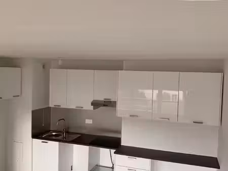 a louer  gretz-armainvilliers  appartement f3 neuf de 57m² avec balcon et parking en sous-