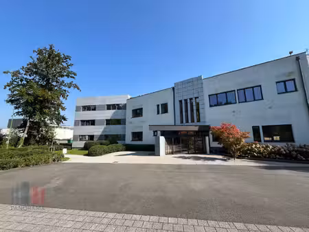 commercieel te huur in zwijnaarde