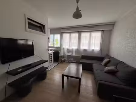 location appartement 1 pièce 31m²