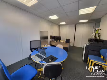 location local professionnel 41m² pornic 44210