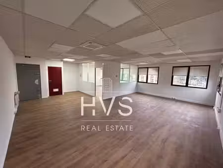 location bureaux aix en provence 13090 84m²
