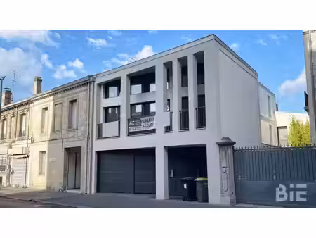 location bureaux 500m²