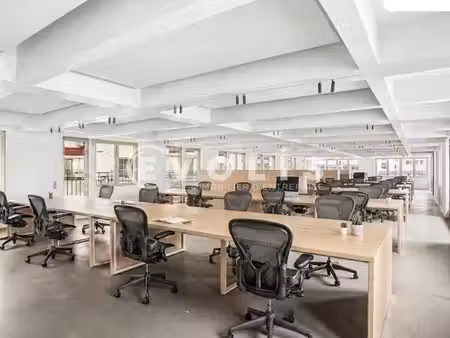 location bureaux paris 75010 651m²