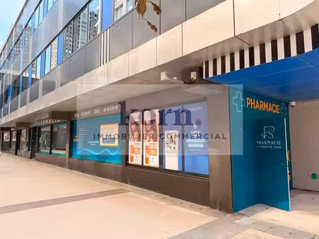 vente commerce paris 75015 215m²