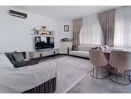 exclusivité appartement t4 de 82 m² vendu loué calme  entrée indépendante et proximité des