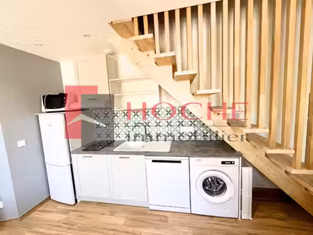 2 p + c meublé - 44 m²
