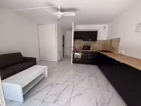 location appartement 1 pièce 25m² le beausset 83330