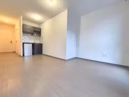 location appartement 1 pièce 22m² la rochelle 17000