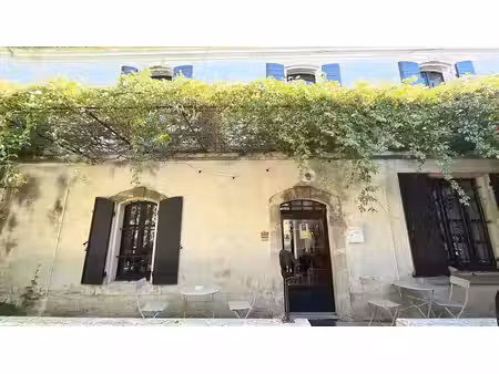 vente locaux professionnels 5 pièces 160 m² à maussane-les-alpilles (13520)  623 000 €