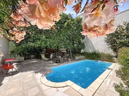 magnifique villa en bordure de garrigues  à 10 kms de montpellier
