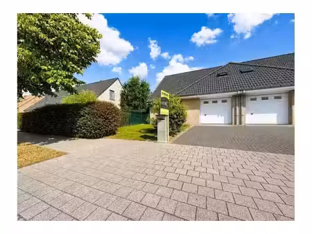 maison à vendre avec garage et jardin   herseaux (vbe62155)