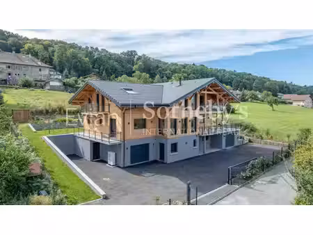 proche vian : a publier chalet récent avec vue lac