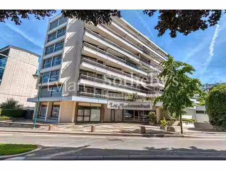 evian vente magnifique appartement face lac