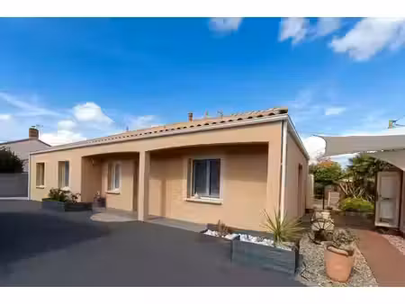 vente maison 4 pièces 94 m² à saint-philbert-de-grand-lieu (44310)  299 900 €