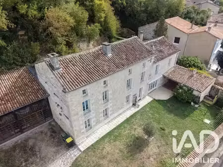 vente maison 8 pièces 207 m² à vouharte (16330)  294 000 €