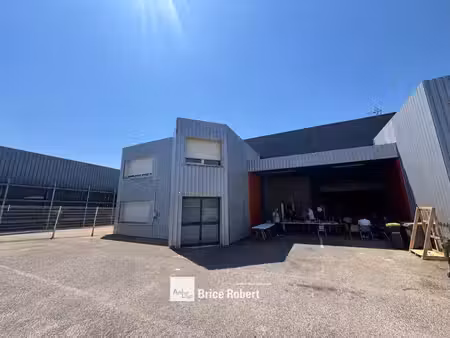 location local d’activités 605m²