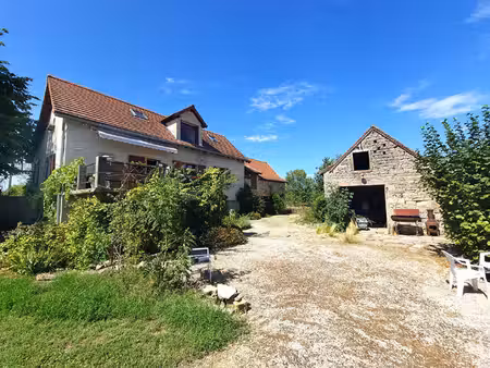 maison et dépendances proches de caylus