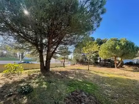 vente terrain à saint-hilaire-de-riez (85270) : à vendre / 386m² saint-hilaire-de-riez