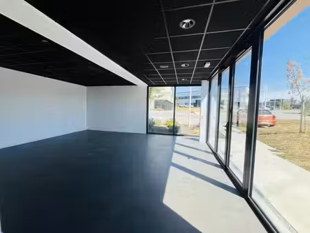 location bureaux saint nazaire 44600 131m²