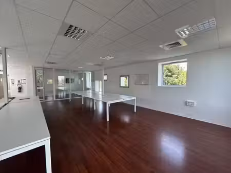 location bureaux saint nazaire 44600 49m² à 238m²