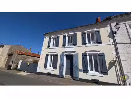 maison saint michel en l herm