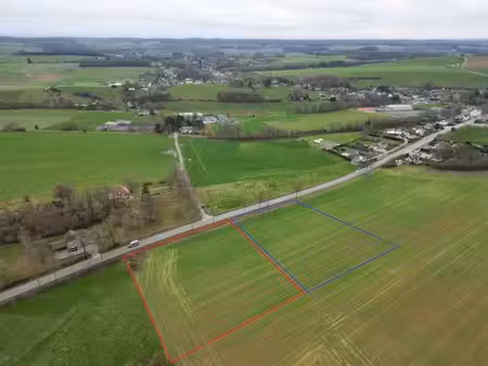 grand terrain de 33 90 ares à hamois (divisible au choix)