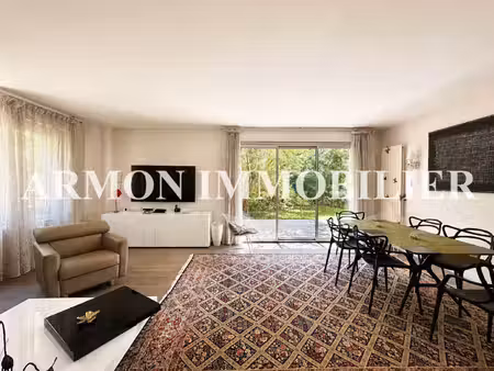 appartement de luxe à louer dans le quartier saint james-delabordère