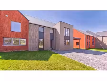 magnifique maison neuve 3 chambres à bambois