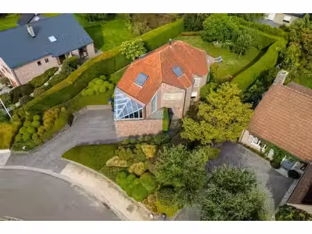 maison d’architecte de ± 300 m² avec superbe jardin