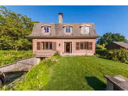 élégante villa avec vue sur champs non constructibles