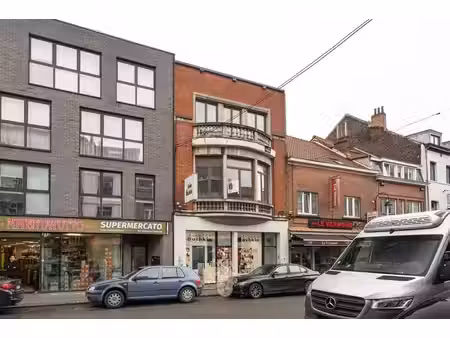 duplex à fort potentiel – faire offre à partir de 299.000 €
