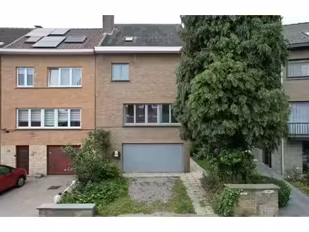 berchem-sainte-agathe - maison 5 ch de +/-212m² avec jardin