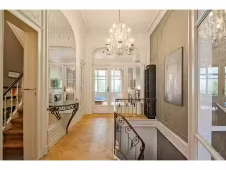 louise/bailli - maison bourgeoise de ± 321 m² + jardin