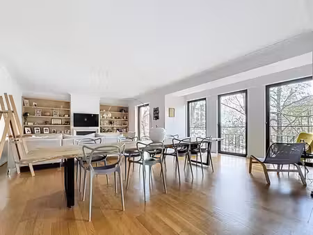 louise  jardin du roi  spacieux appartement de 205 m2