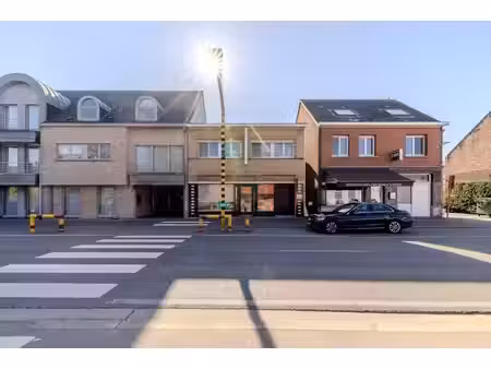 commerce avec appartement