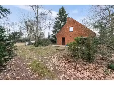 annexe entièrement équipée avec 2 chambres sur un terrain de