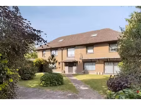 villa ou maison bifamiliale avec parc et jardin à boom  en p