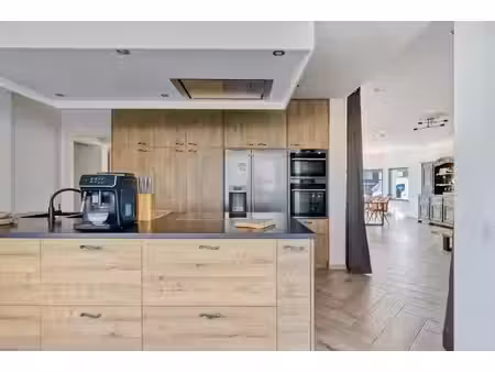 instapklare villawoning met 6 slaapkamers en zwembad